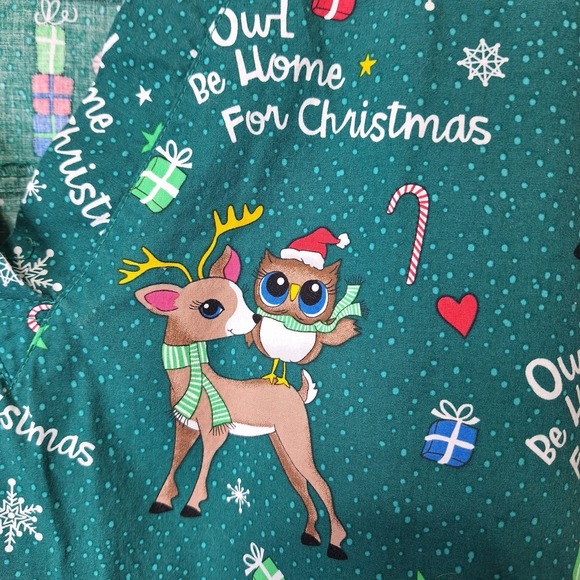 Cherokee Tooniforms Womens Scrub Tops 4XL Christmas Theme Nurse Medical Lot of 2 - Picture 14 of 16